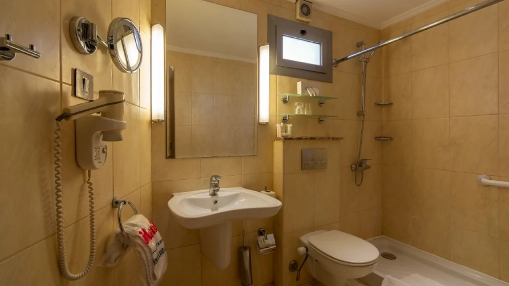 الفندق جولي فيل & سبا كينجز ريزورت - الأقصر